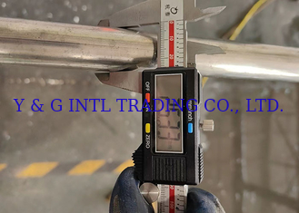 Tubos de aço inoxidável sem costura certificados ISO 9001-2000 para a concepção de máquinas